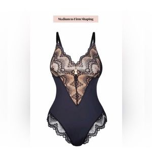 Pinsy Shapewear in black & nude, size XL.
Brand new.